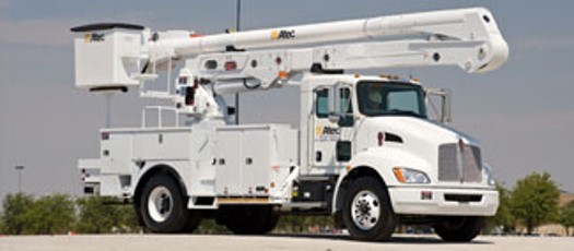 Photo from Altec Industries of the style of bucket truck Grant PUD will order